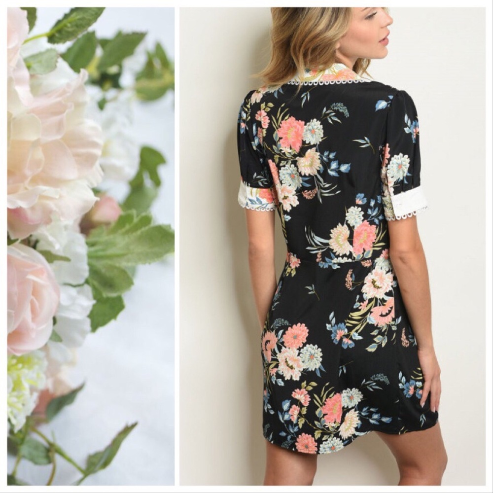 **CLEARANCE** Asian Flowers Button Down Dress - Picture 2 of 5